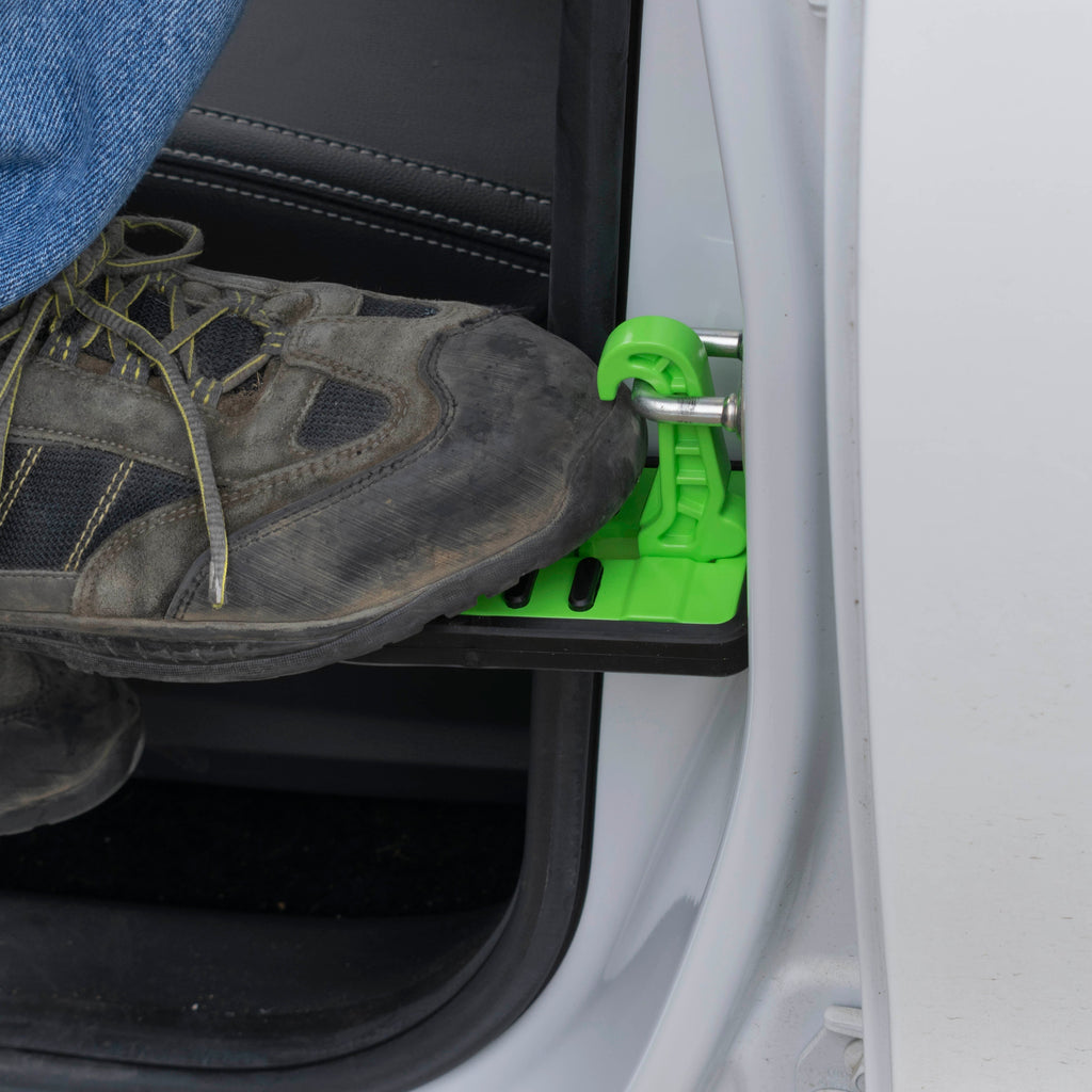Car Door Step Type C Green - ultimate solution for convenient rooftop access-1